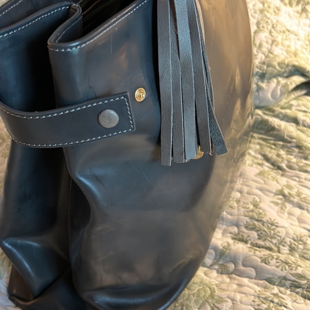 Alberta Di Canio gray leather tote.Approx. 17”wide 14.5 tall expanding width 6”. - Picture 4 of 11